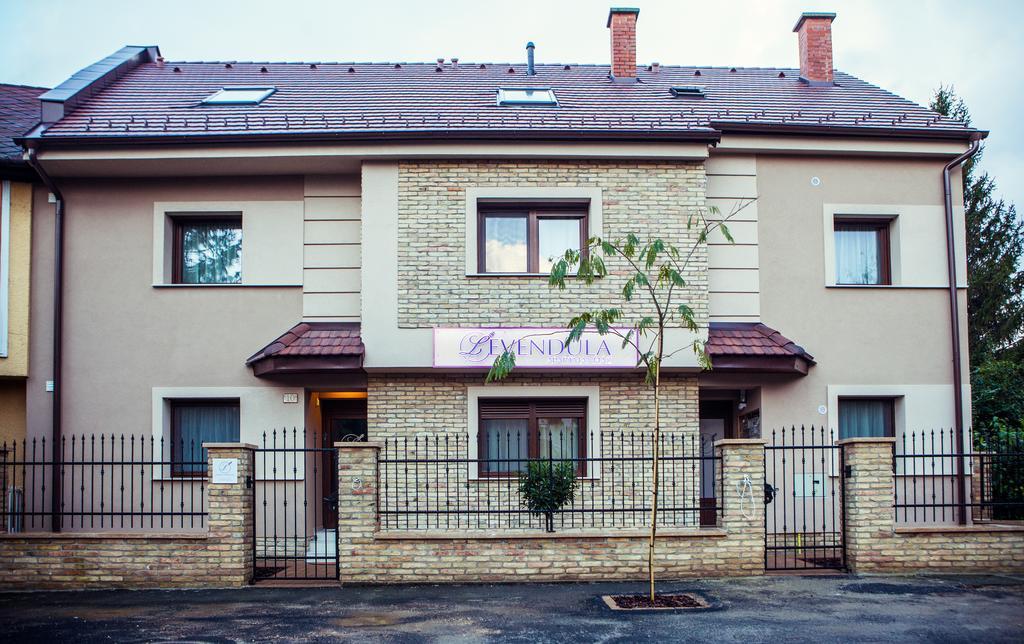 Levendula Apartmanhaz シャールヴァール エクステリア 写真